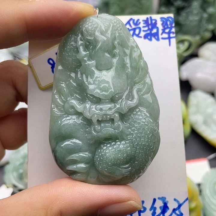 翡翠未镶嵌颈饰天然翡翠