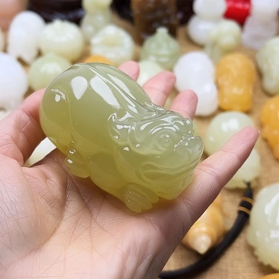 2***5玉天然玉石手把件