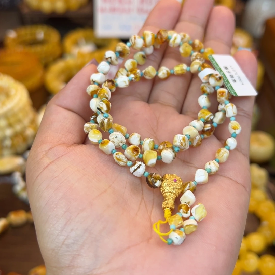 琥珀裸石未镶嵌kjnhjjjjjj