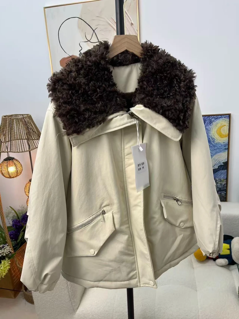 Y32区839白色翻领厚款棉服加绒保暖毛领棉衣