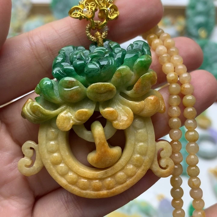 颈饰未镶嵌翡翠翡翠