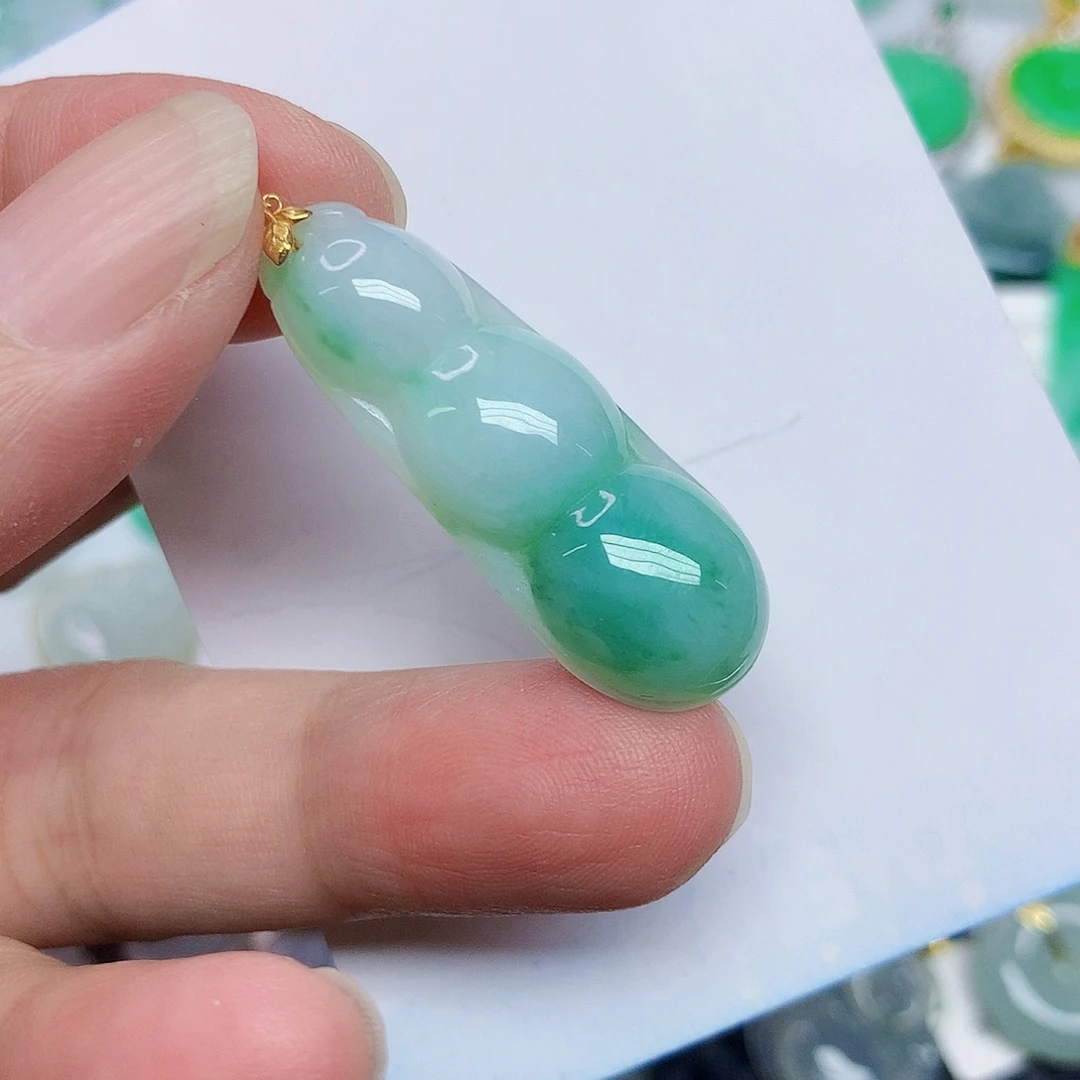 翡翠18K金镶嵌颈饰3568886