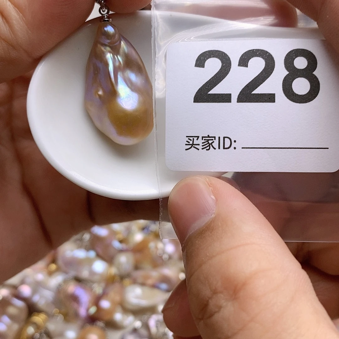 淡水珍珠银S925镶嵌颈饰228