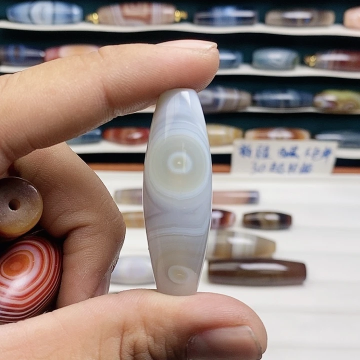 呱***婆玛瑙/玉髓未镶嵌颈饰