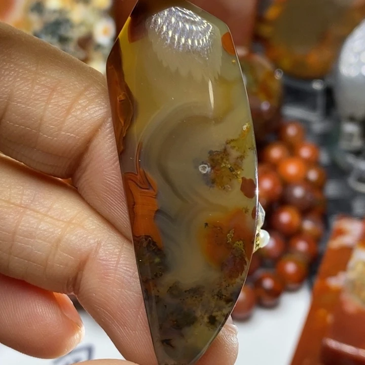 玛瑙/玉髓颈饰未镶嵌