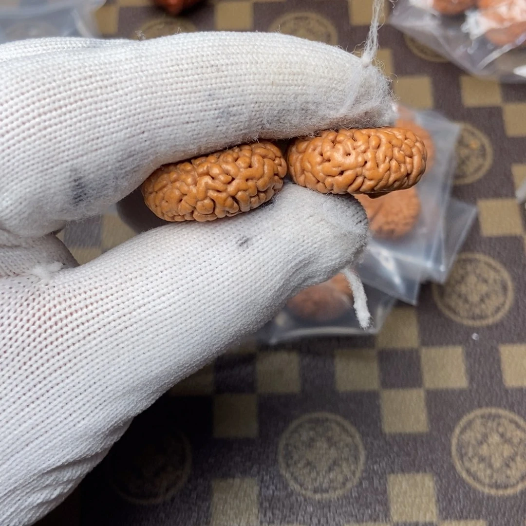 文玩核桃把件660000000