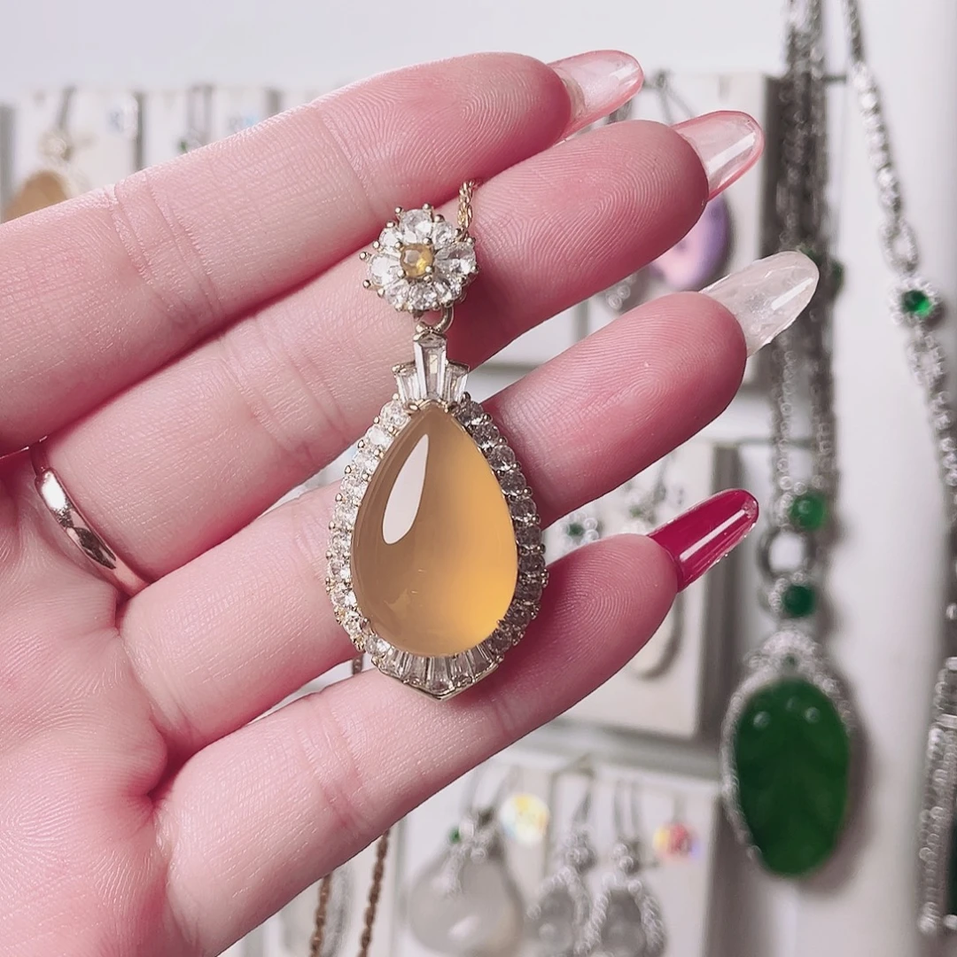 玛瑙/玉髓未镶嵌颈饰