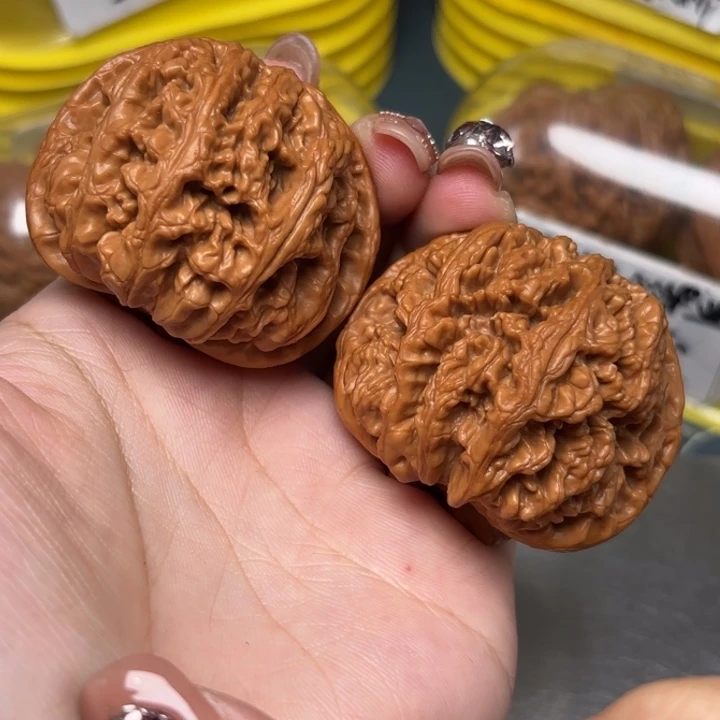 文玩核桃吊坠46-20227-02