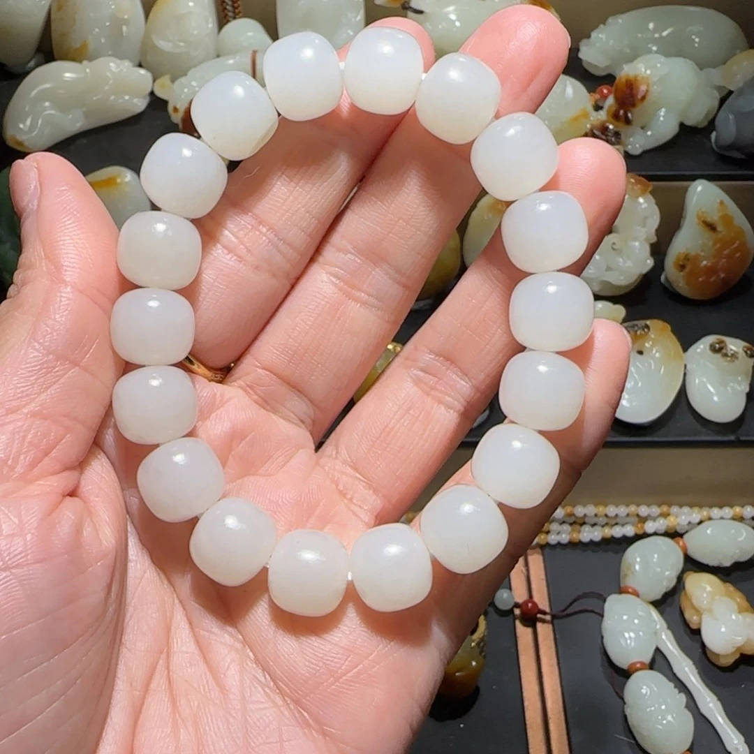 和田玉手链未镶嵌好**磨