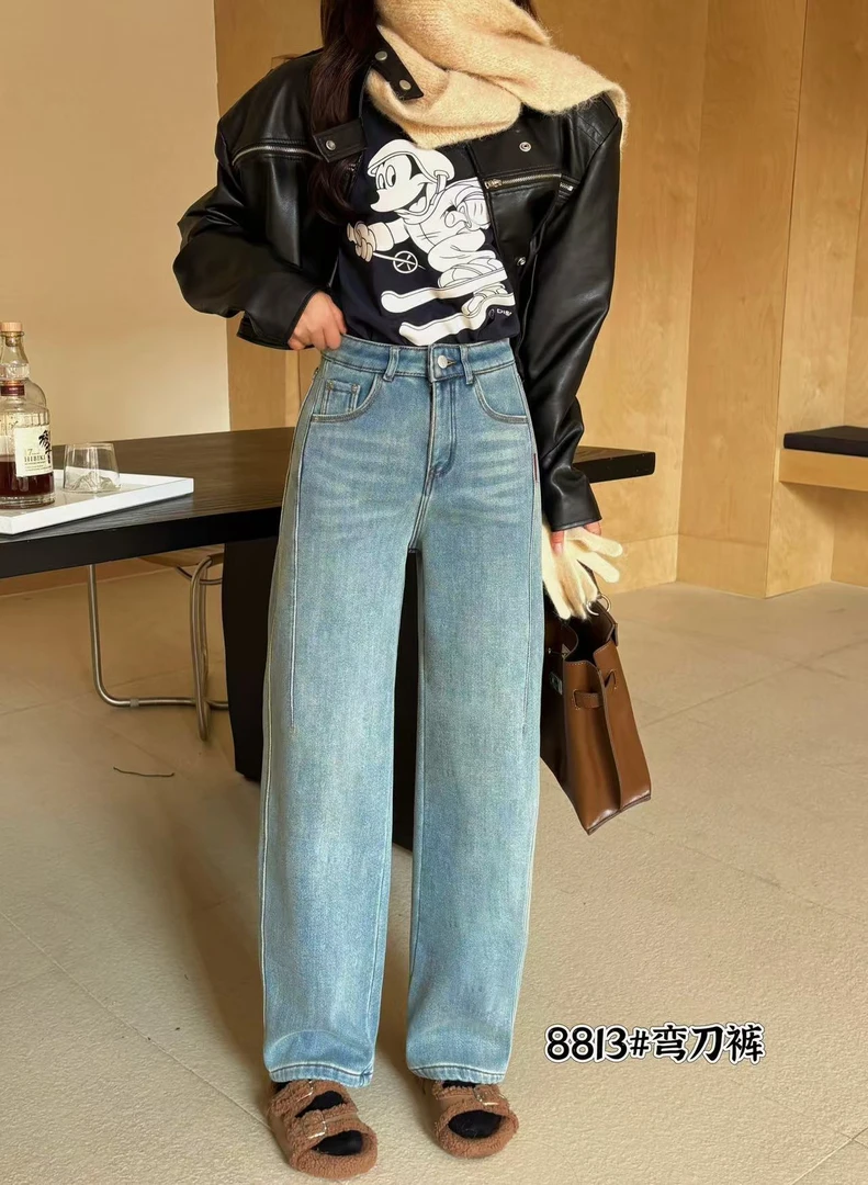 8813 新款时尚牛仔弯刀裤