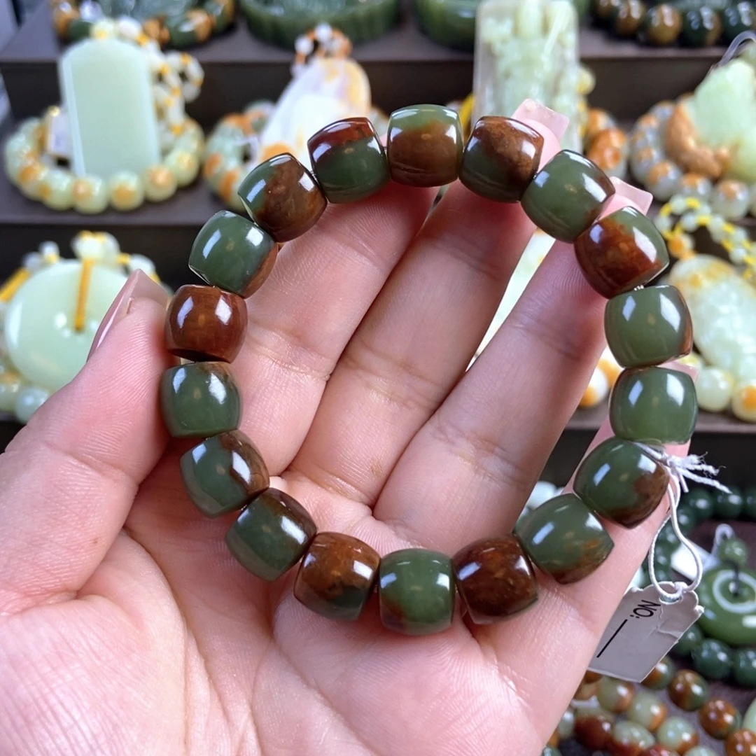 透闪石质玉未镶嵌手串