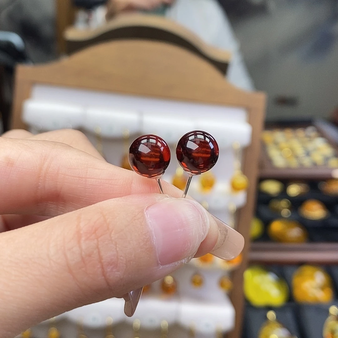 琥珀未镶嵌裸石成品
