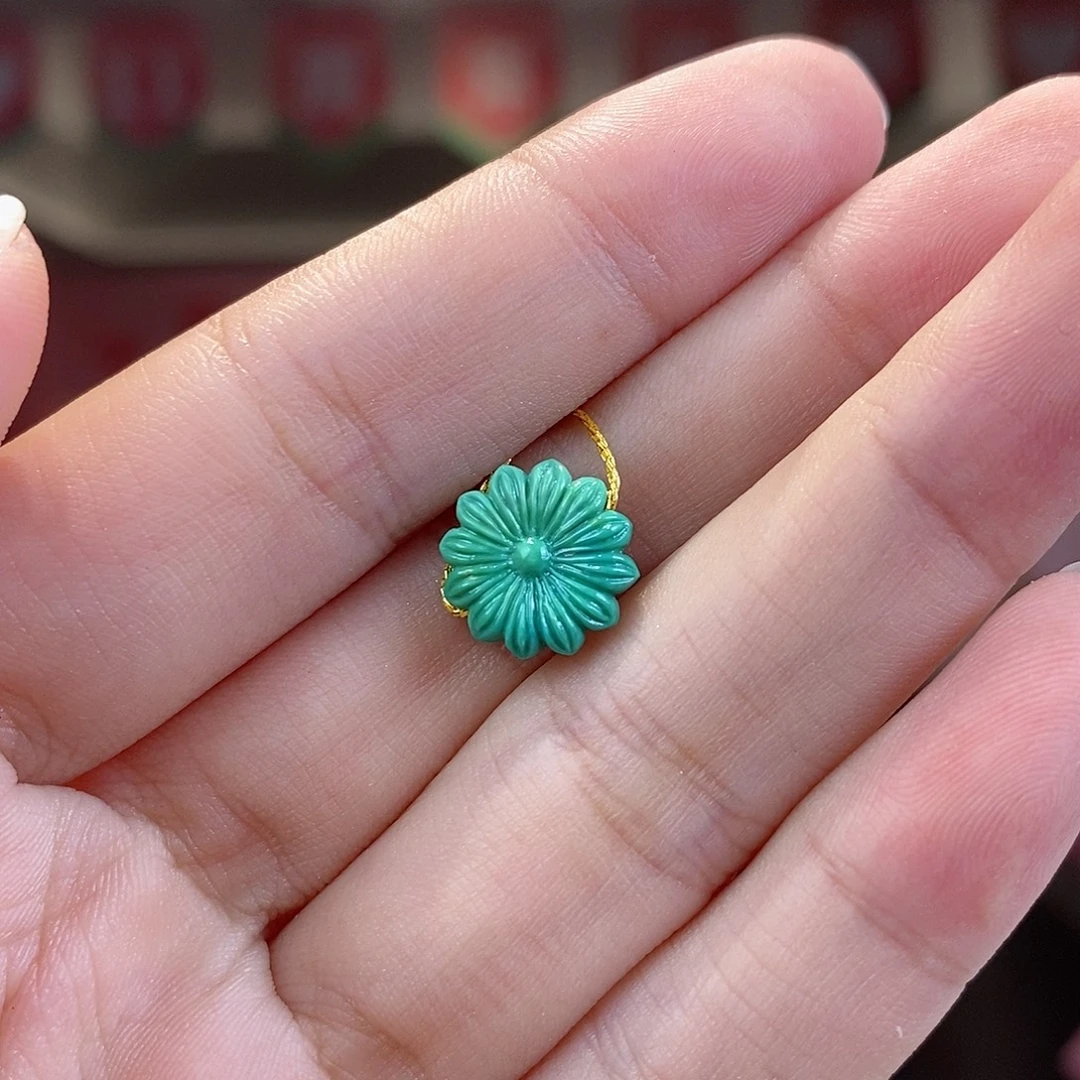 未镶嵌绿松石珠宝奇石