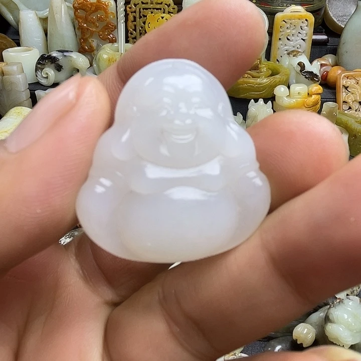 颈饰未镶嵌和田玉