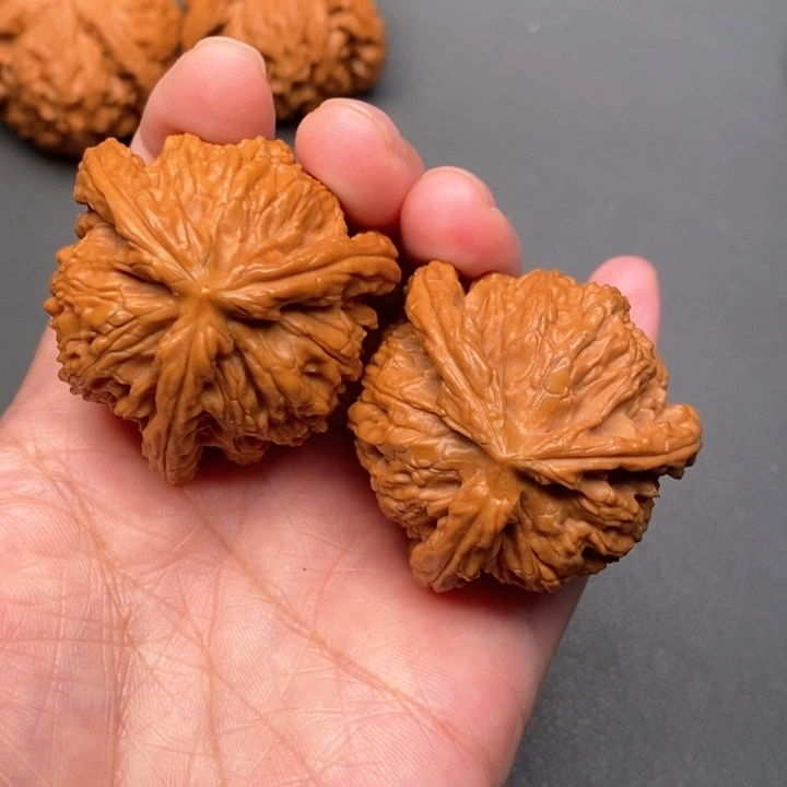 吊坠文玩核桃这***吧
