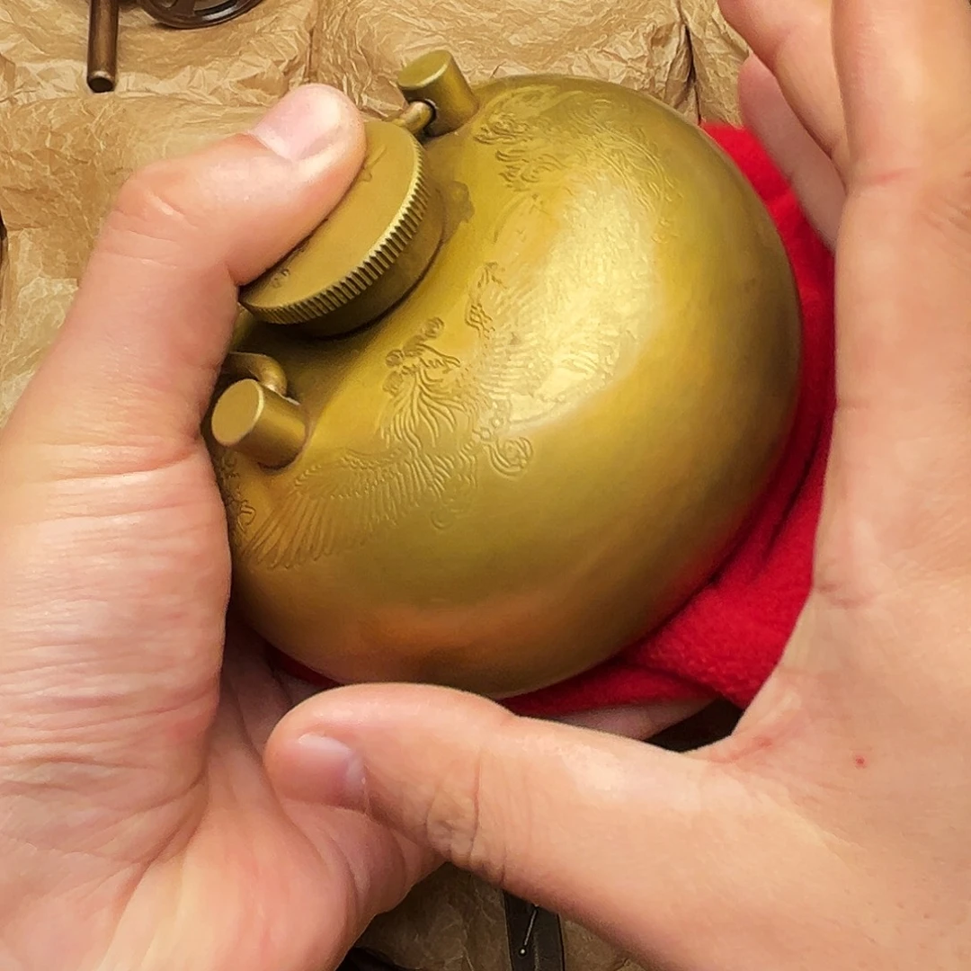 精美铜器批发档口