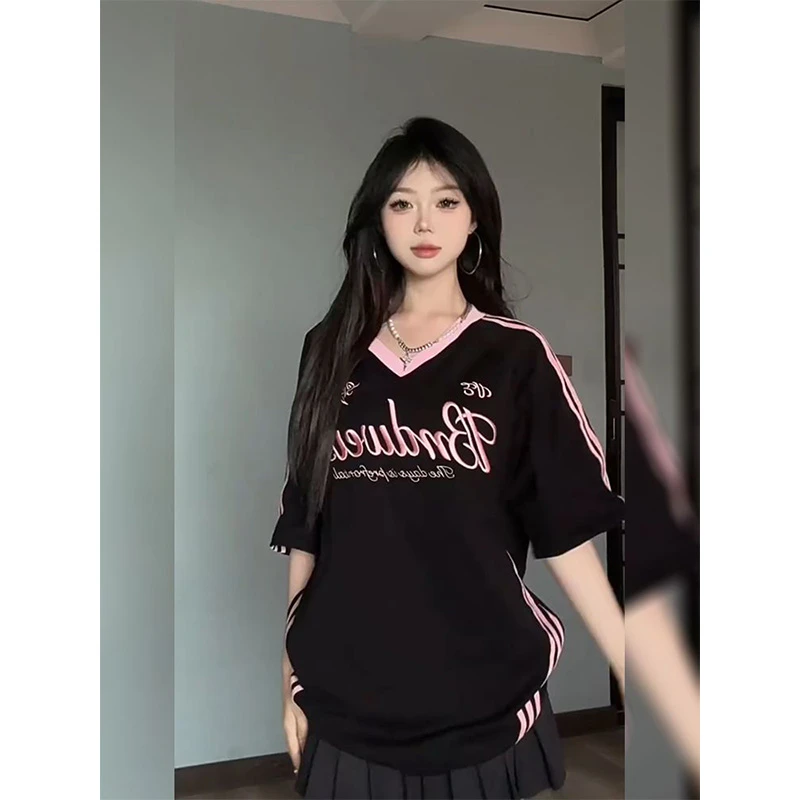 美式运动风撞色条纹V领短袖t恤女夏季设计感字母刺绣宽松半袖上衣