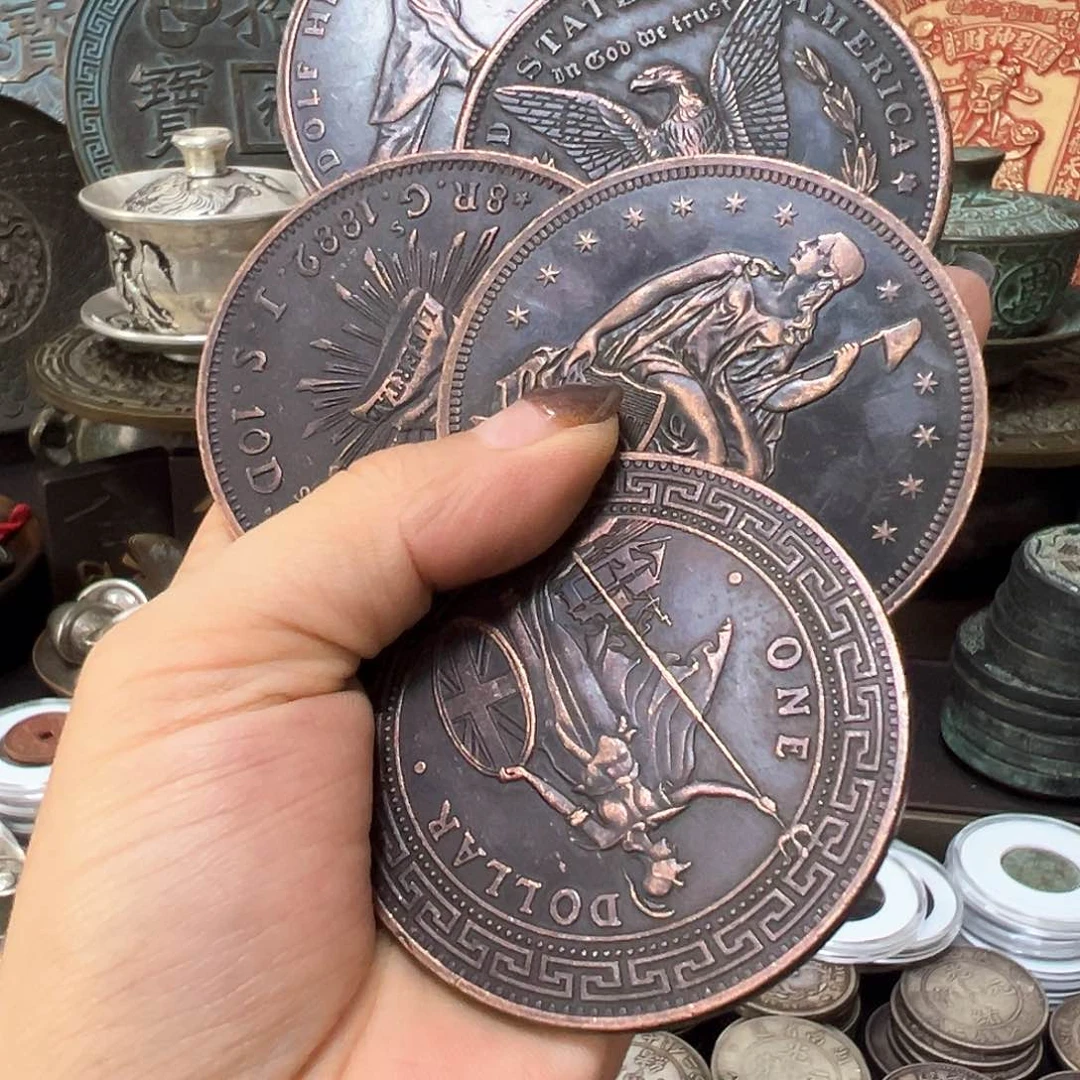 金属复古风格龙洋