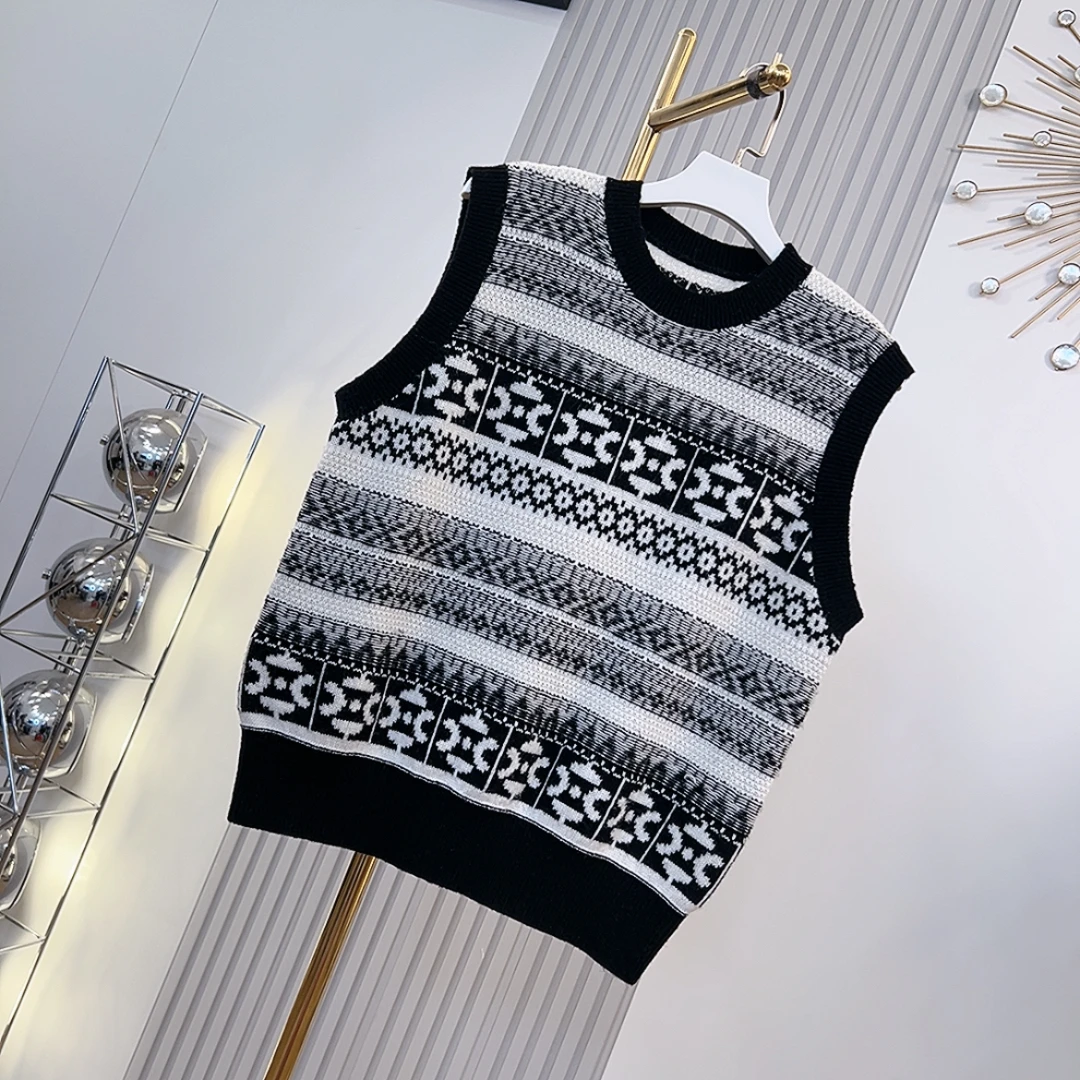 “多洛米蒂”马甲 2024新款活力常青藤时髦上衣