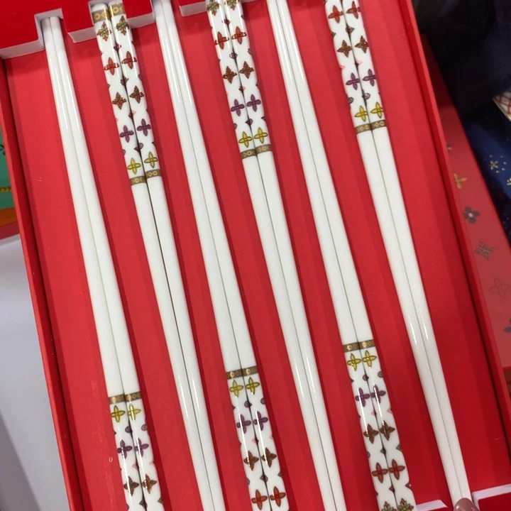 瓷片全套资料齐全有没有