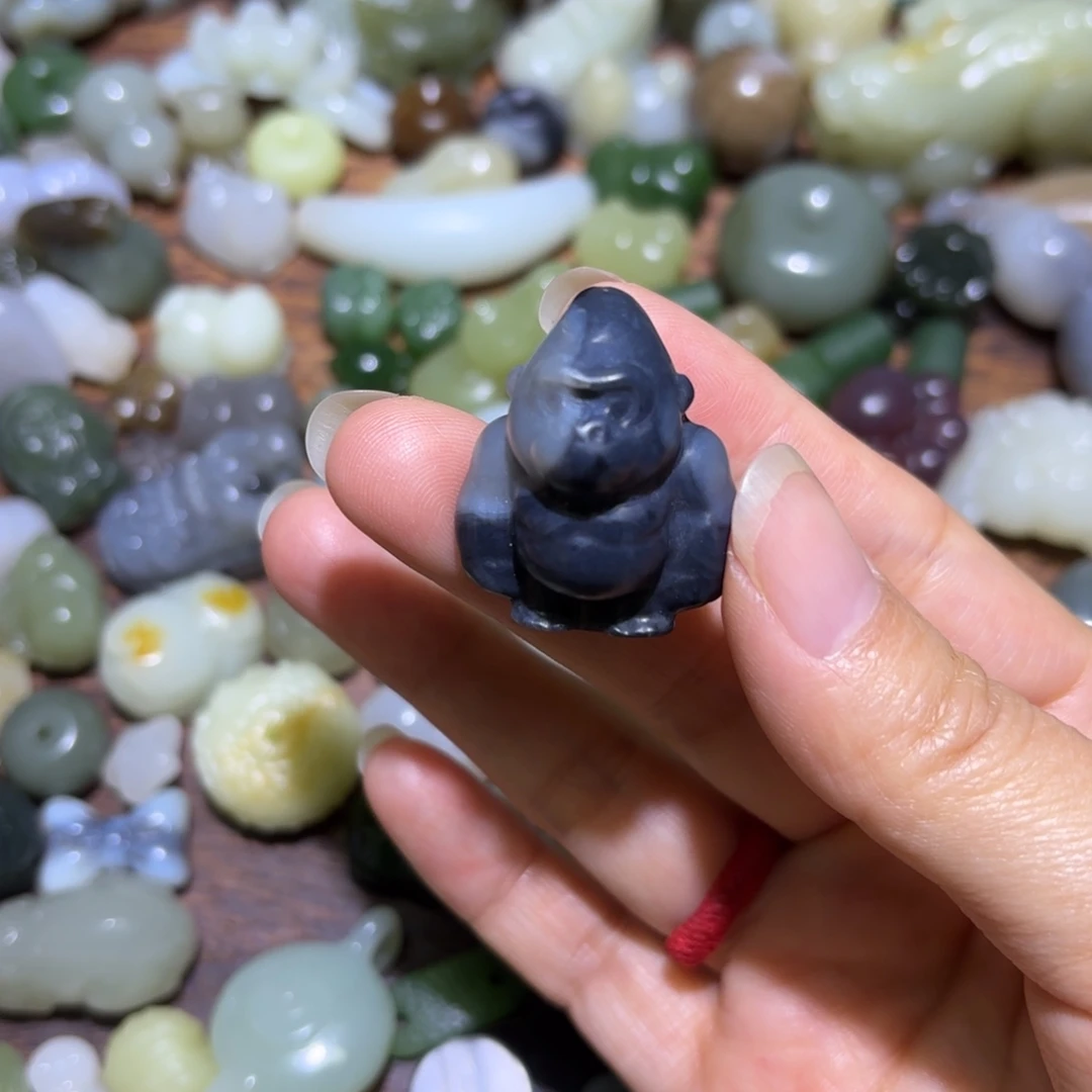 和田玉未镶嵌珠宝半成品