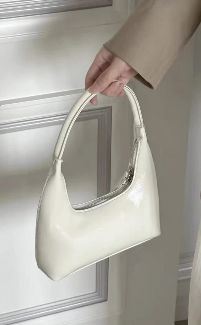 6217 米白色2025新款时尚轻奢单肩斜跨手拿包