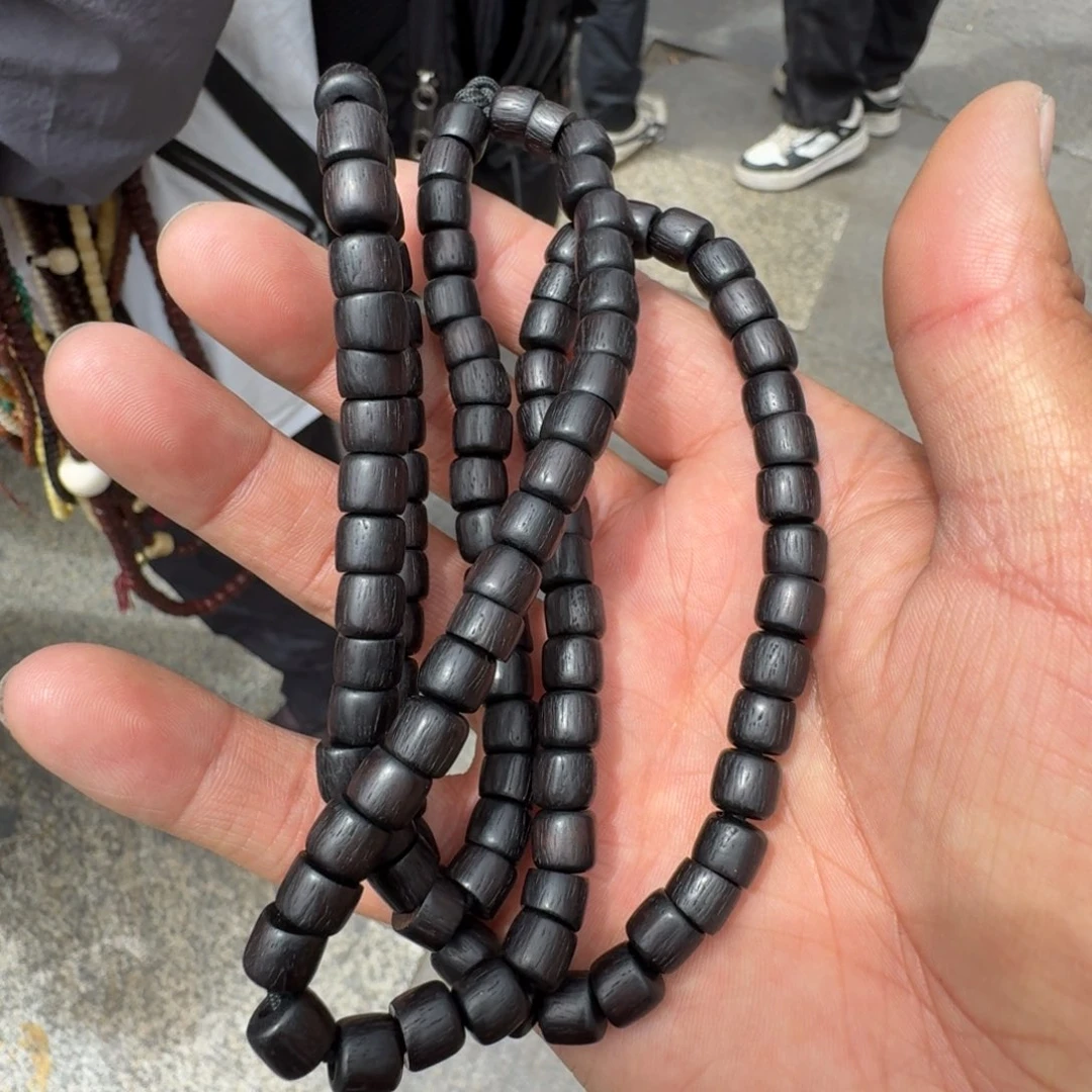 柏香籽/百香籽吊坠菩提树等树木的生长发育和生长