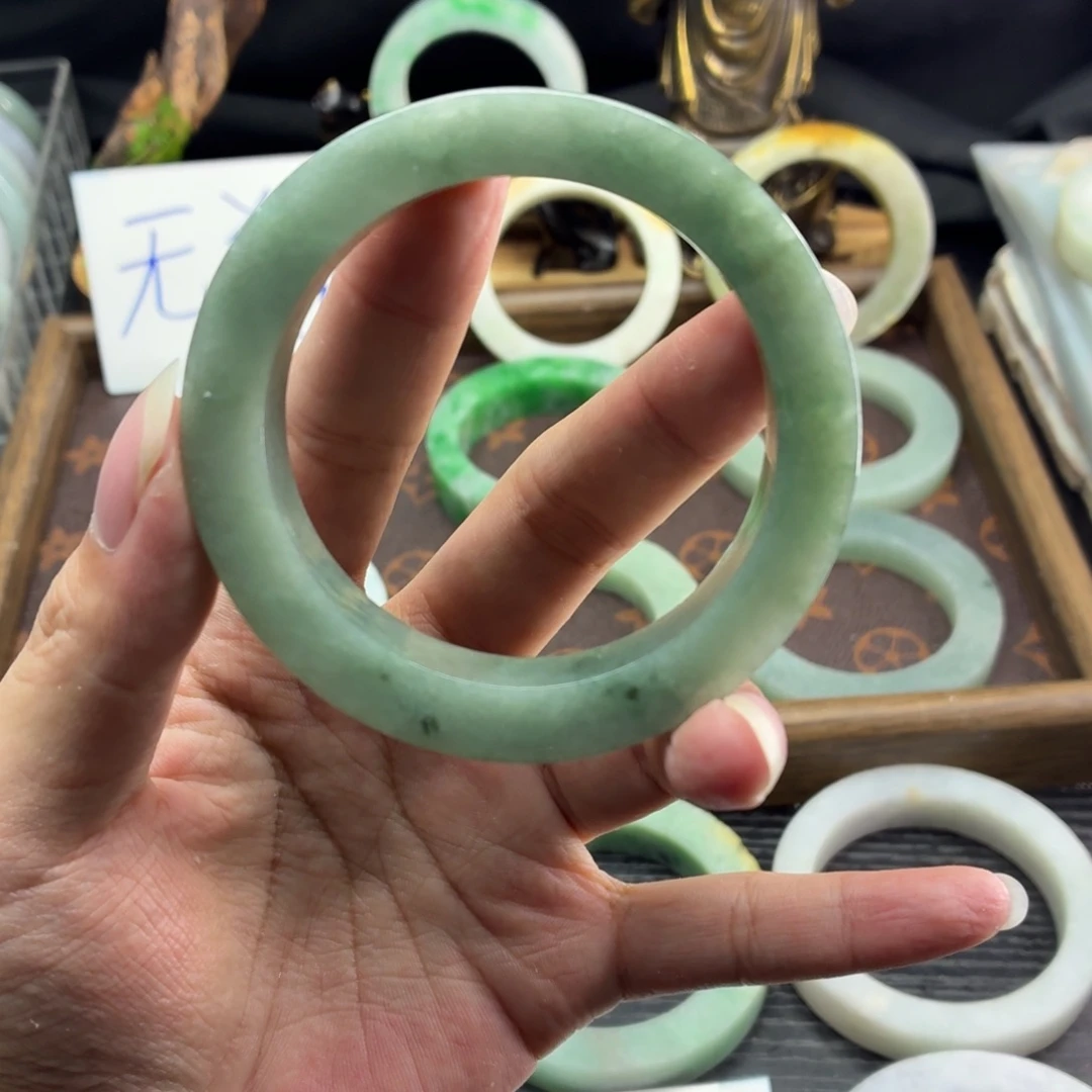 定制翡翠未镶嵌缅甸翡翠A货手镯毛胚定制