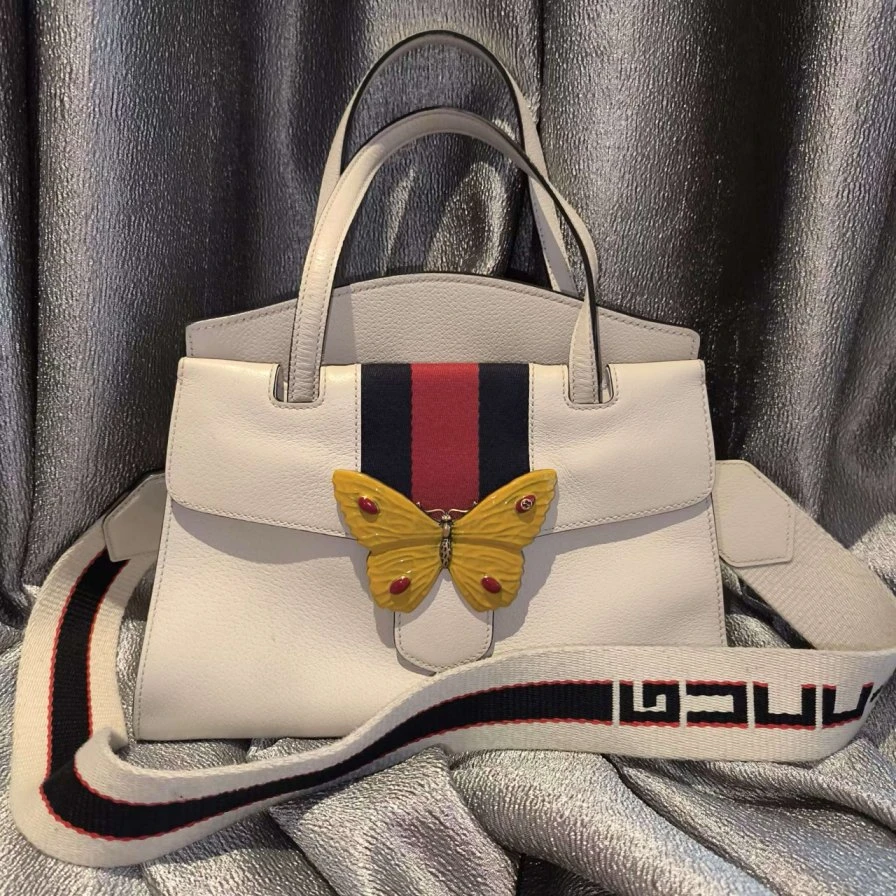 95新 GUCCI/古驰 珐琅蝴蝶扣手提包1141 3536