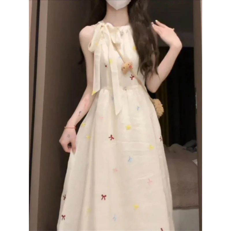 甜美优雅新款夏日修身长裙蝴蝶结挂脖无袖连衣裙潮人街头风格