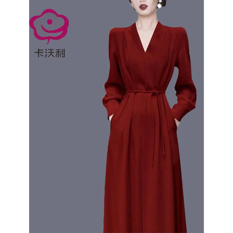 轻奢高级感礼服连衣裙2025春秋新款法式复古气质中长裙女红色长袖