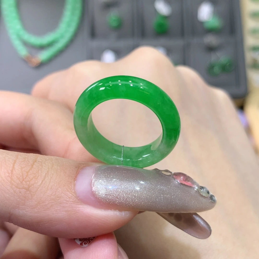 翡翠戒指未镶嵌14-15阳绿
