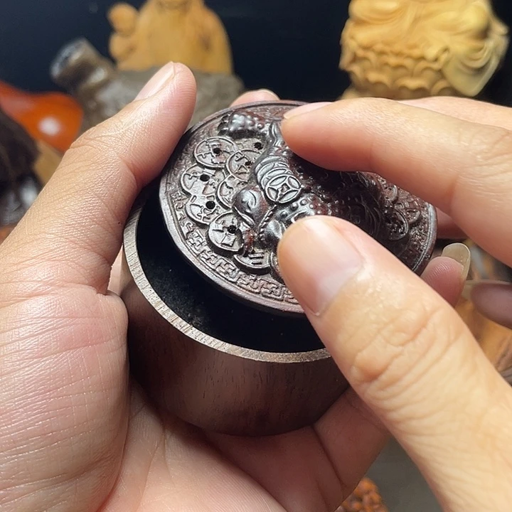 大叶紫檀（黑酸枝木类）