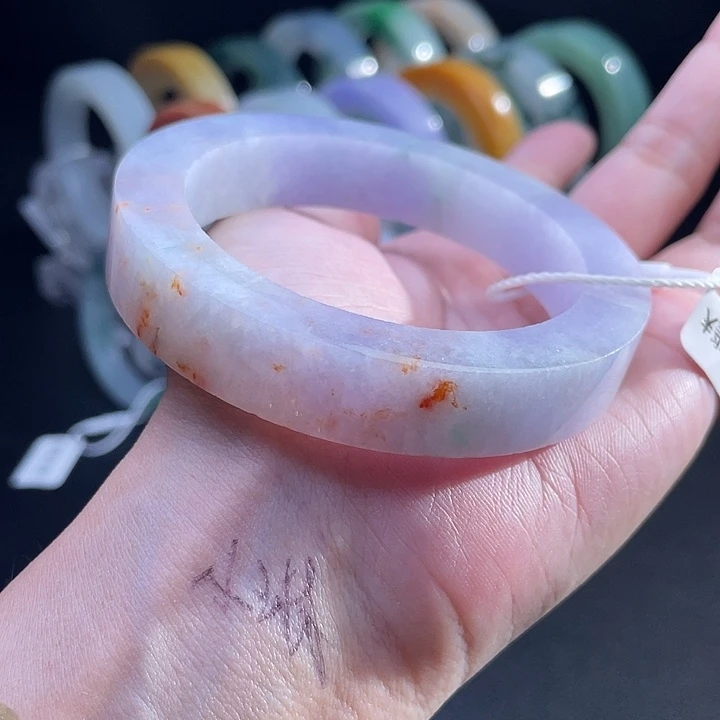 定制翡翠未镶嵌翡翠手镯