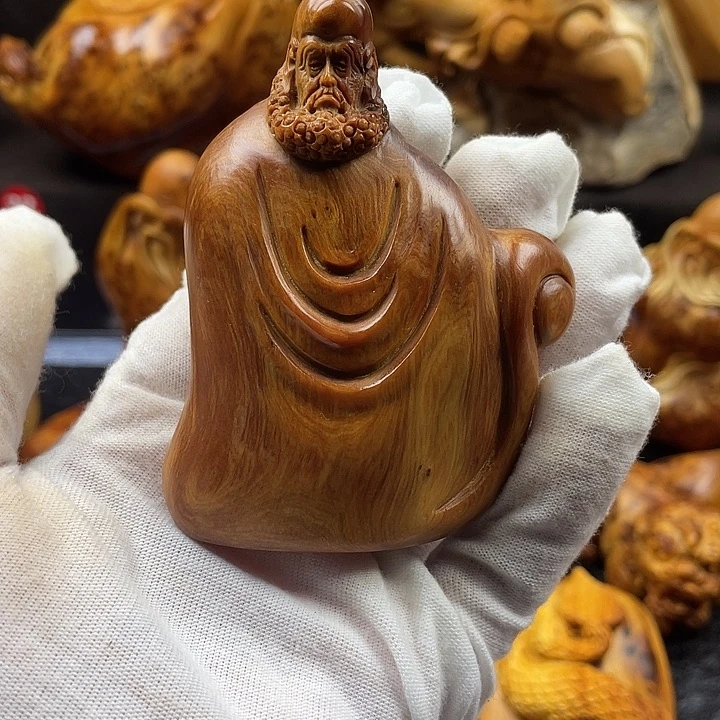 柏木（崖柏）达摩手把件