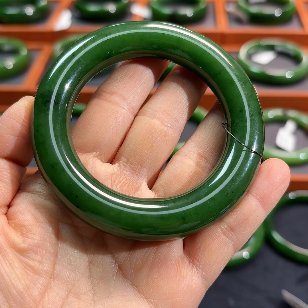 和田玉（碧玉）未镶嵌手镯碧玉老菠菜绿