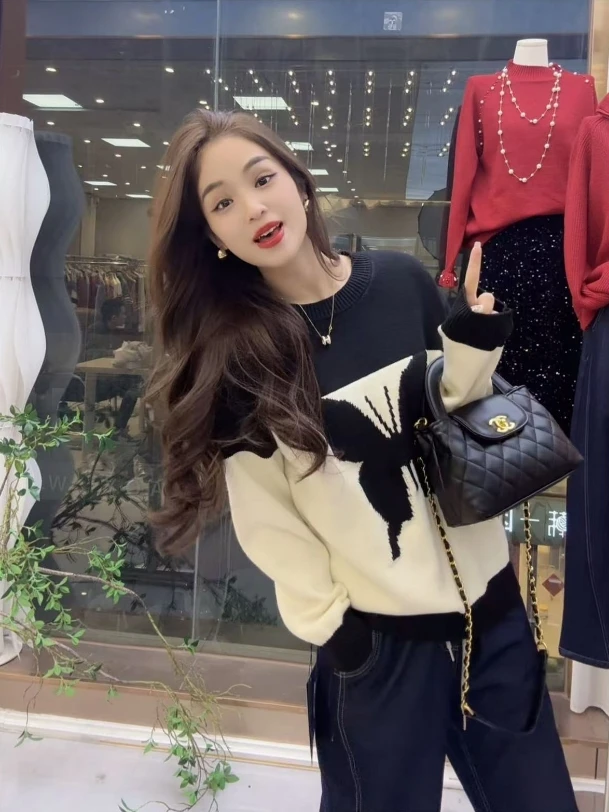 6492《黑蝴蝶》韩系独特漂亮慵懒风黑白撞色蝴蝶印花毛衣女款新款