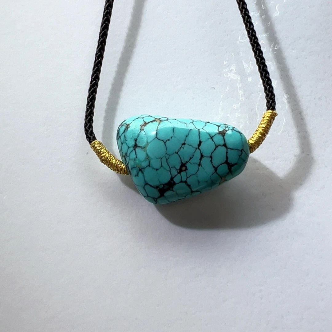 绿松石未镶嵌挂件