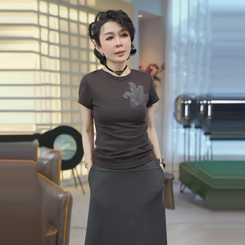 洋气减龄印花短袖圆领短袖T恤女设计感时尚显瘦小衫漂亮独特上衣