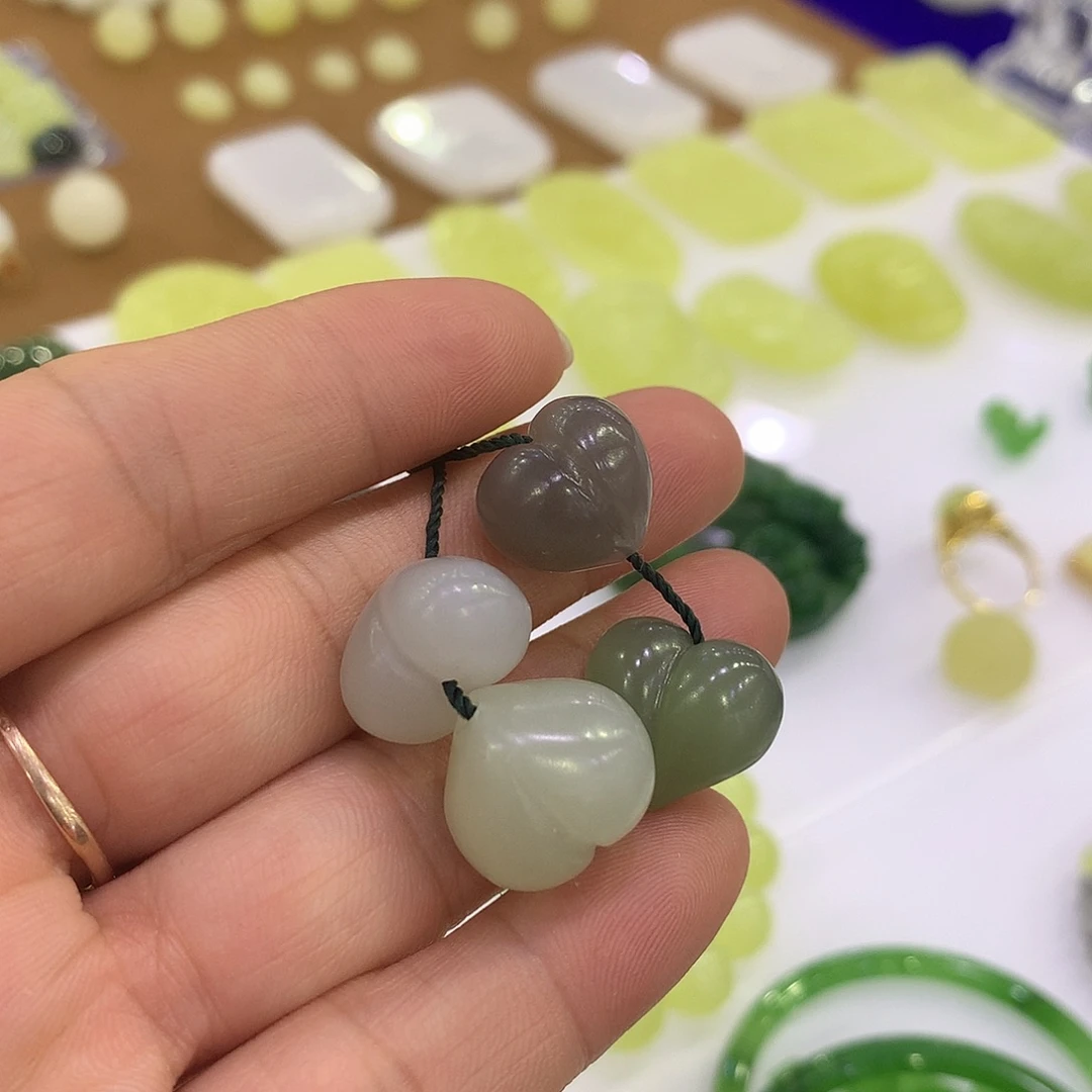 和田玉（糖玉）未镶嵌手链