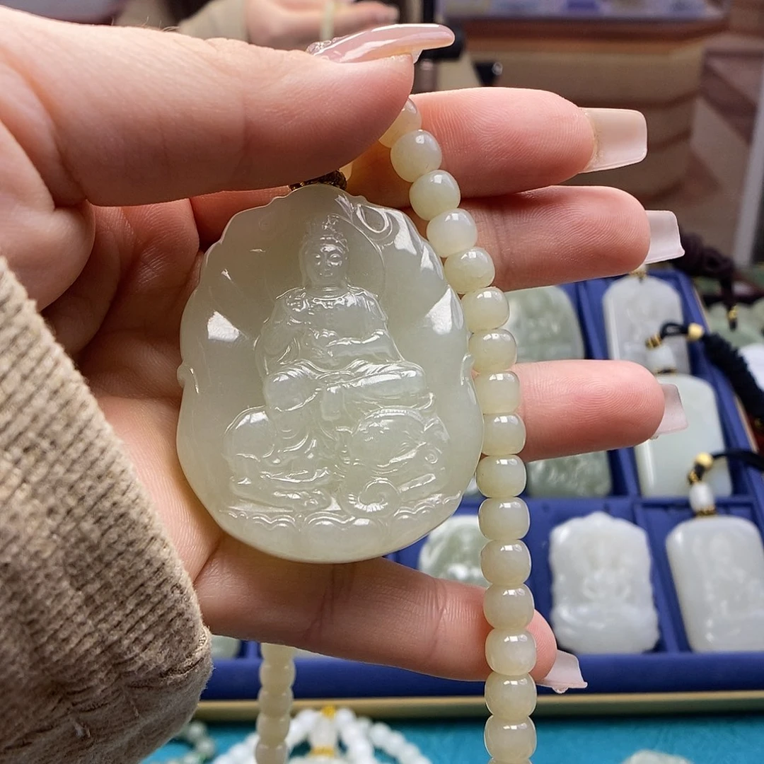 和田玉颈饰未镶嵌?*.