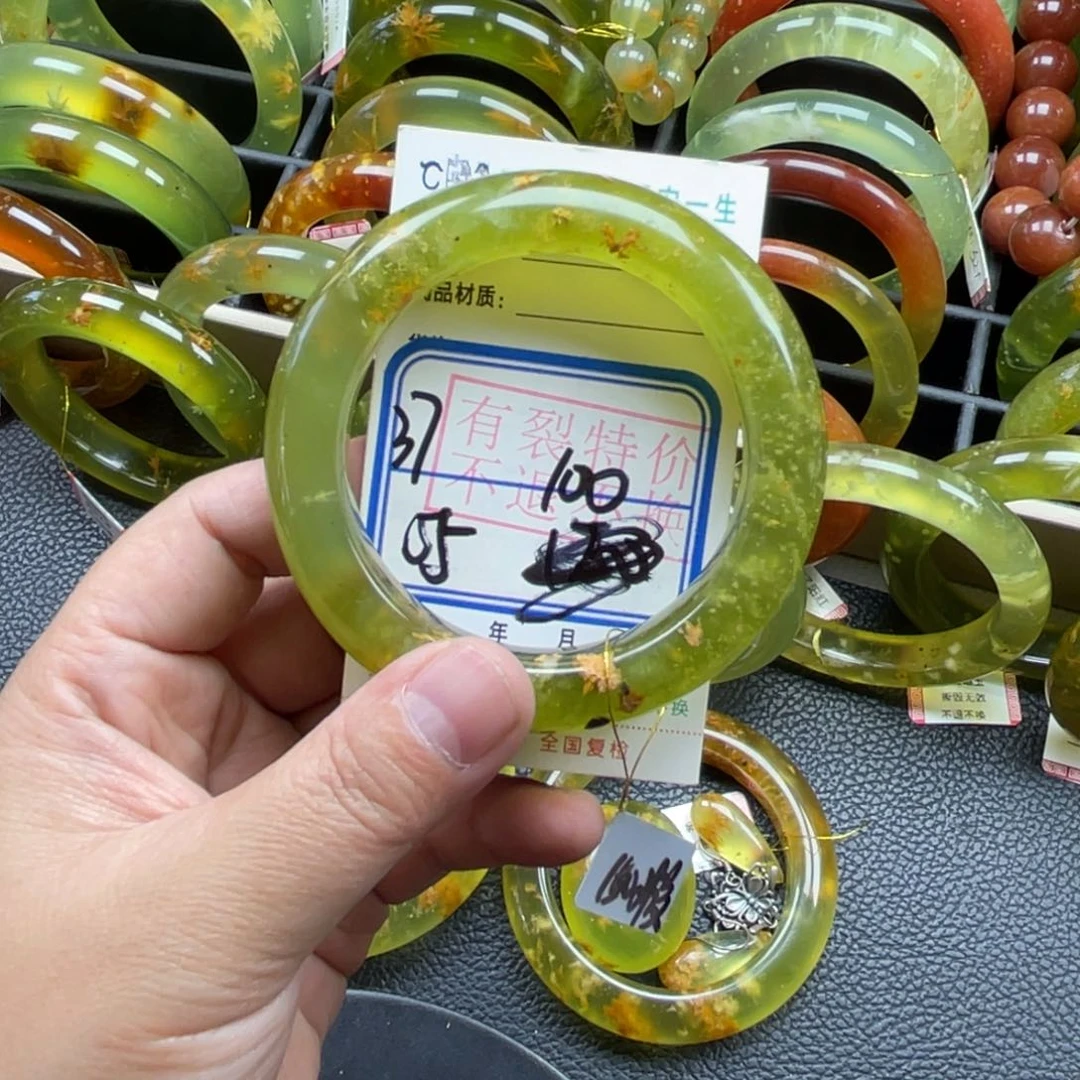 未镶嵌蛇纹石玉手镯有裂手镯特价不退不换