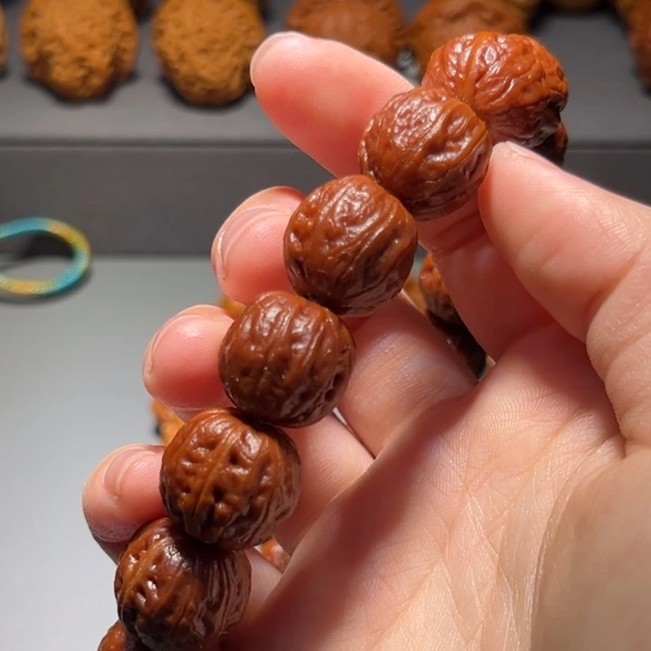 把件文玩核桃红豆手持594