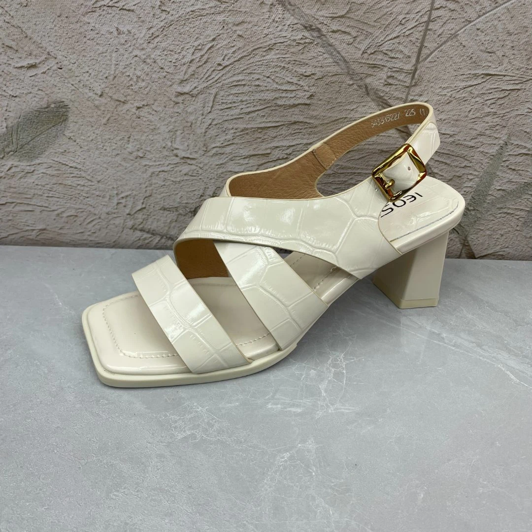凉鞋女 (牛皮) 15227 (孤品)h区36码