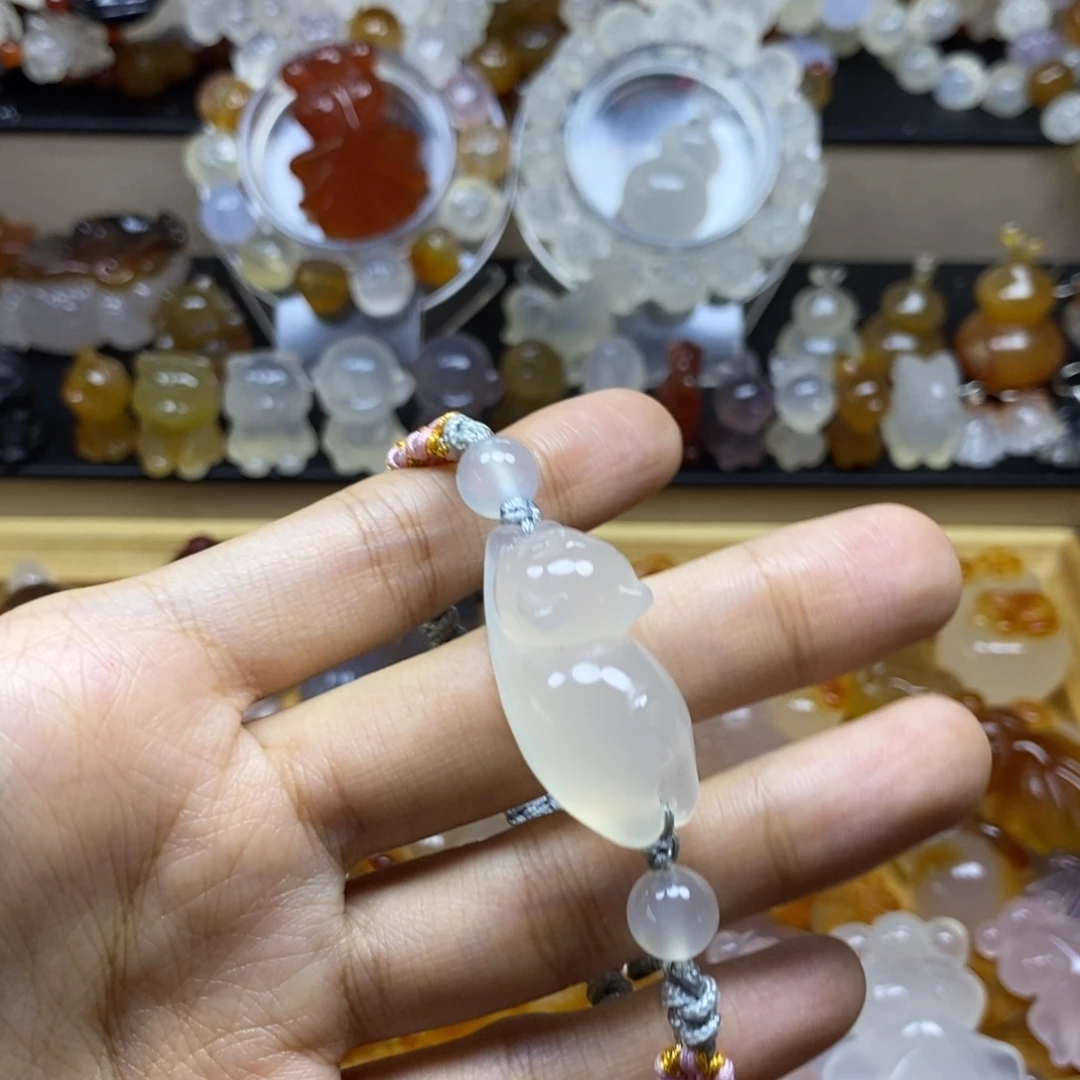 未镶嵌颈饰玛瑙/玉髓