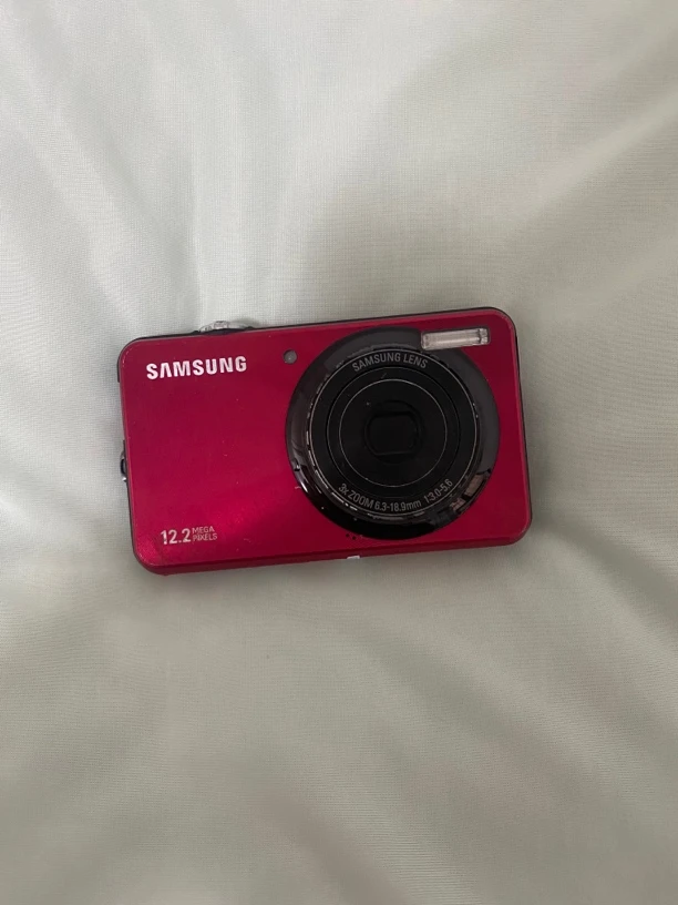9新 Samsung/三星 st45红色1220w像素ccd数码相机