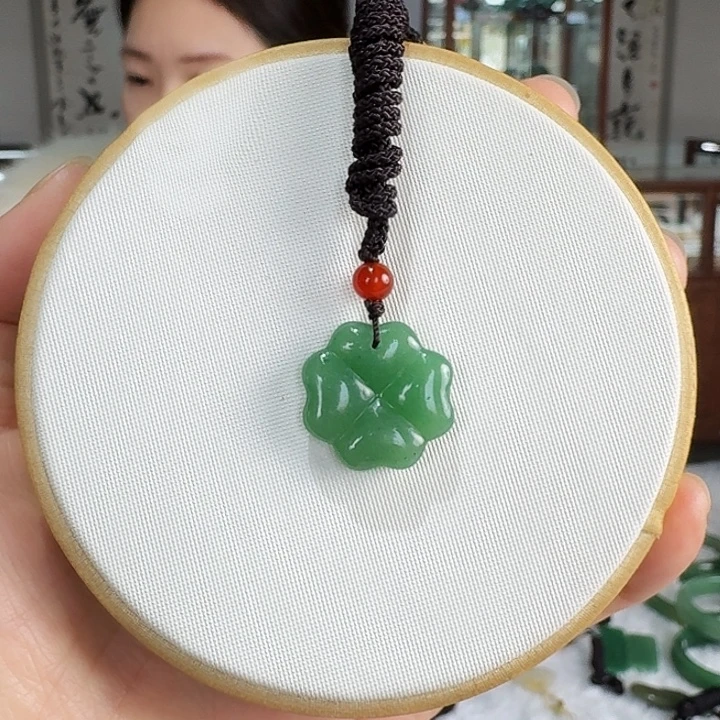 密玉（石英质玉）未镶嵌吊坠