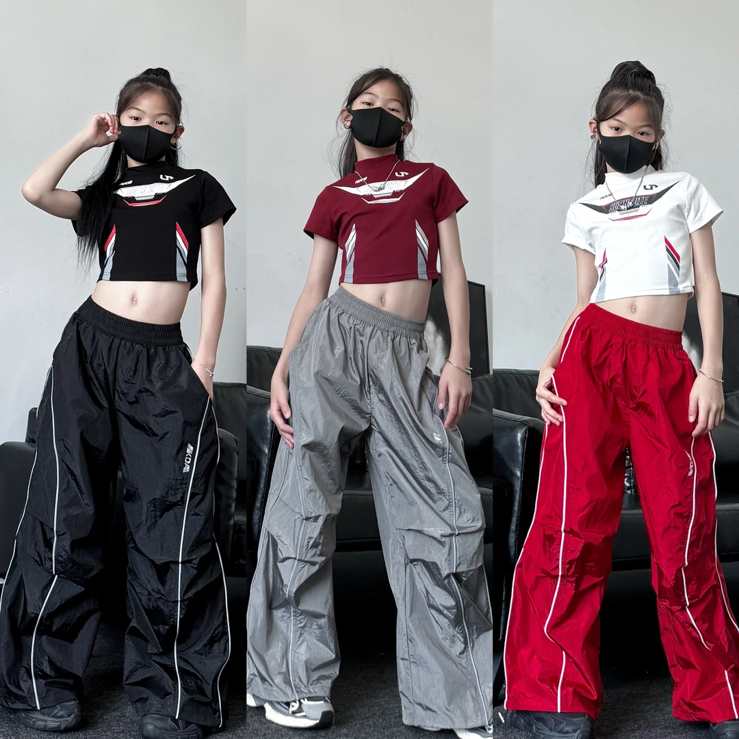 2025春夏新款女童美式短袖T恤反光冲锋裤少儿爵士舞演出服套装