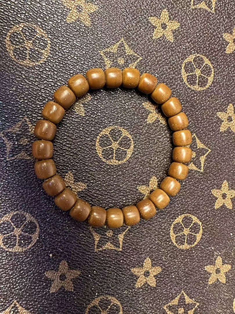 紫金鼠手串精品实心老型9尺寸眯眯眼棕线少精工出品