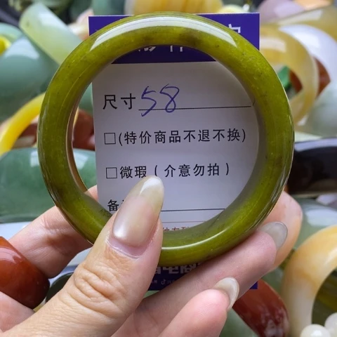 未镶嵌蛇纹石玉手镯